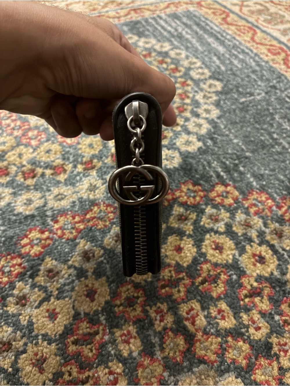 Gucci Black GG Zip-Around Wallet with Silver GG Charm - Picture 3 of 6